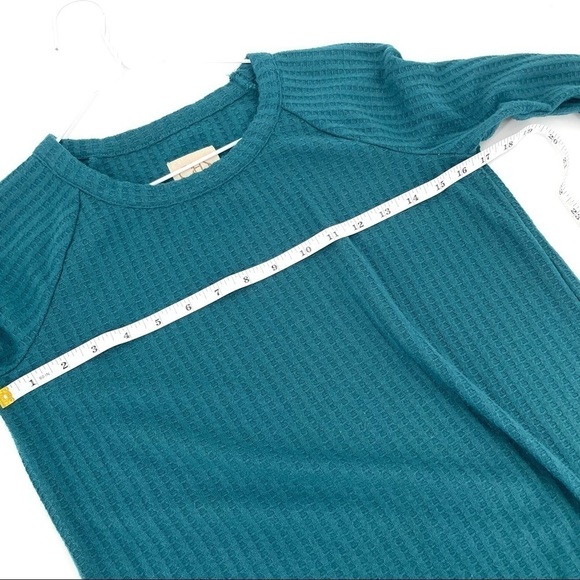 CHASER Long Sleeve Waffle Knit Button Thermal - Picture 9 of 9